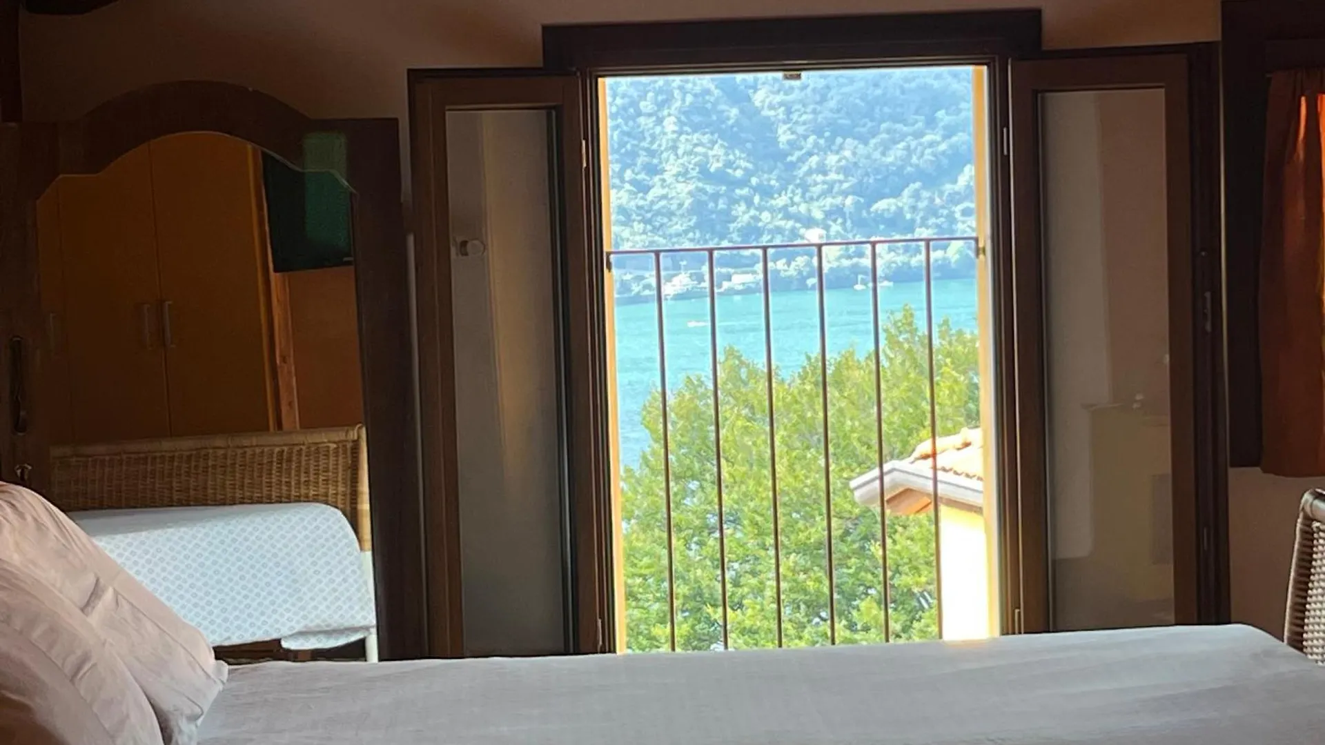 Casa Vacanza Castagna Nesso Σπίτι διακοπών