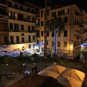 https://caratteristico-appartamento-nel-cuore-di-sanremo.hotelitalianriviera.com